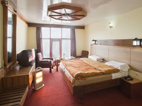 Vardaan Resorts